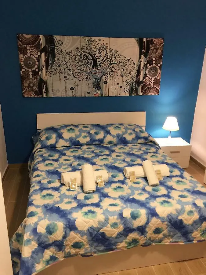 Case Saniela Terrasini Bed & Breakfast