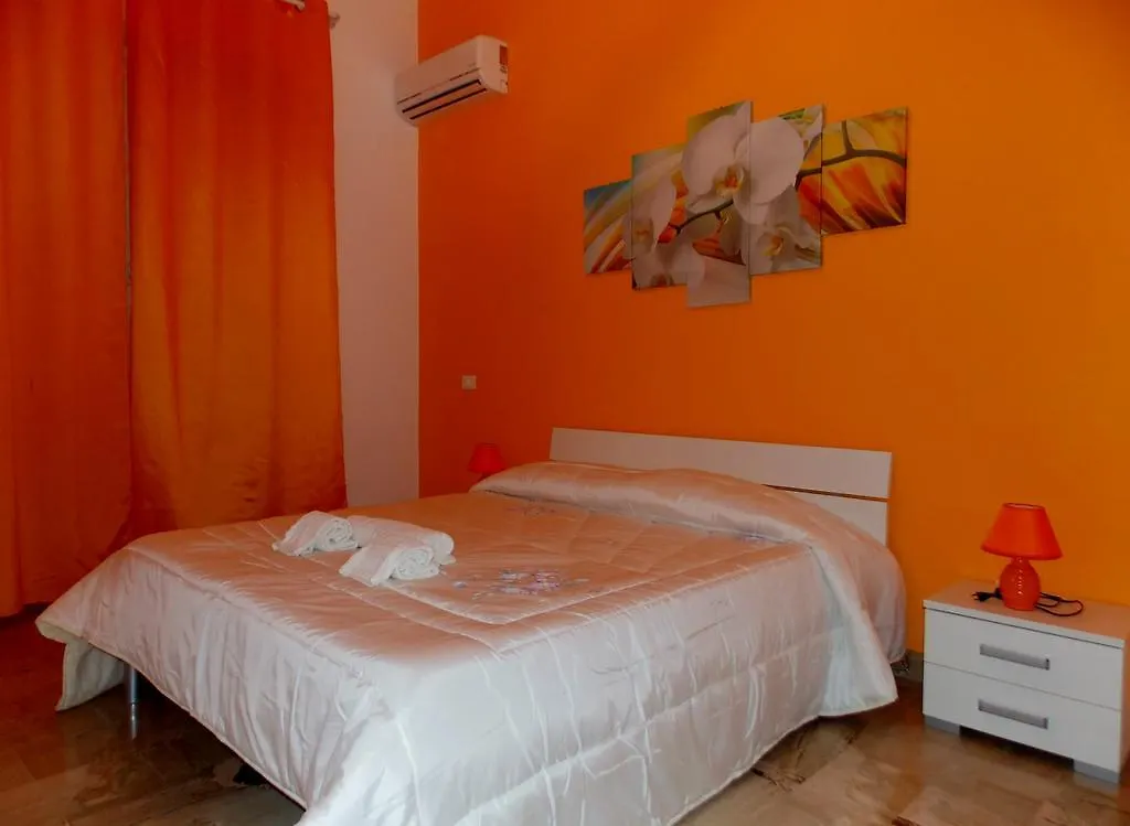 Bed & Breakfast Case Saniela Terrasini