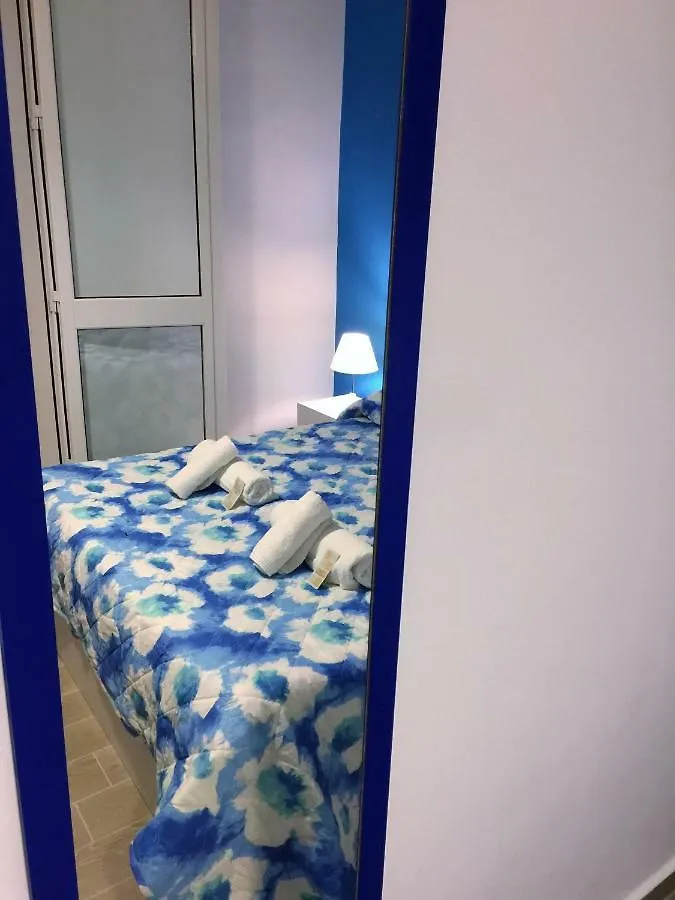 Case Saniela Terrasini Bed & Breakfast