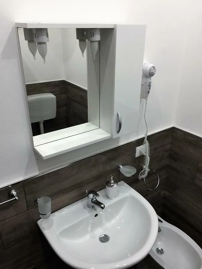 Bed & Breakfast Case Saniela Terrasini